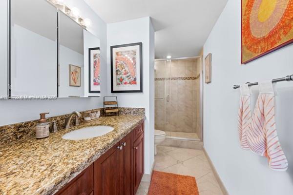 HILLCREST EAST NO 27 COND - Residential