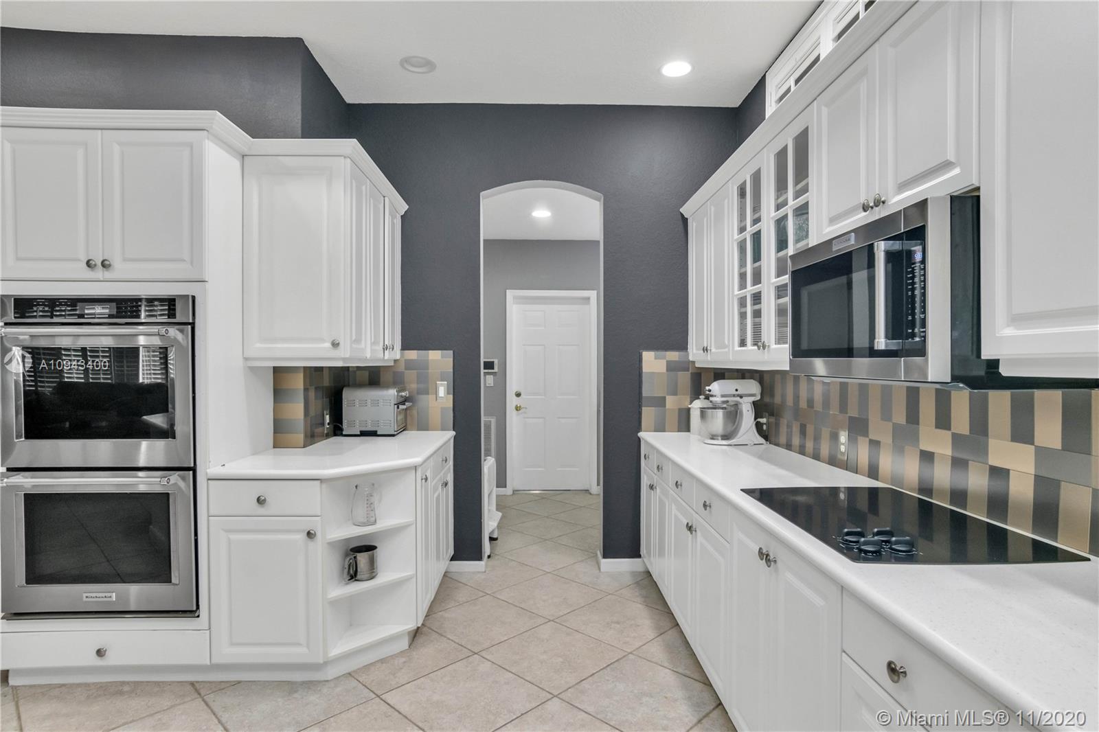 Riviera Isles San Souci - Residential Lease