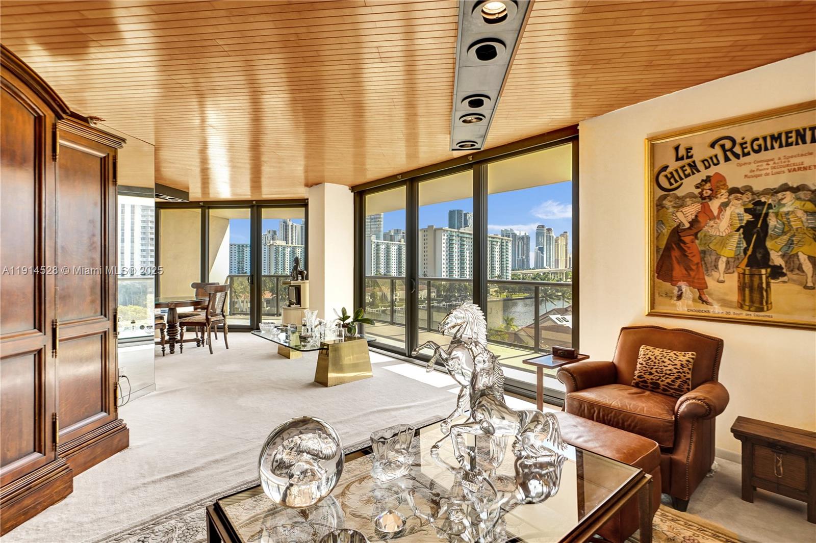 TURNBERRY ISLE SOUTH - Residential