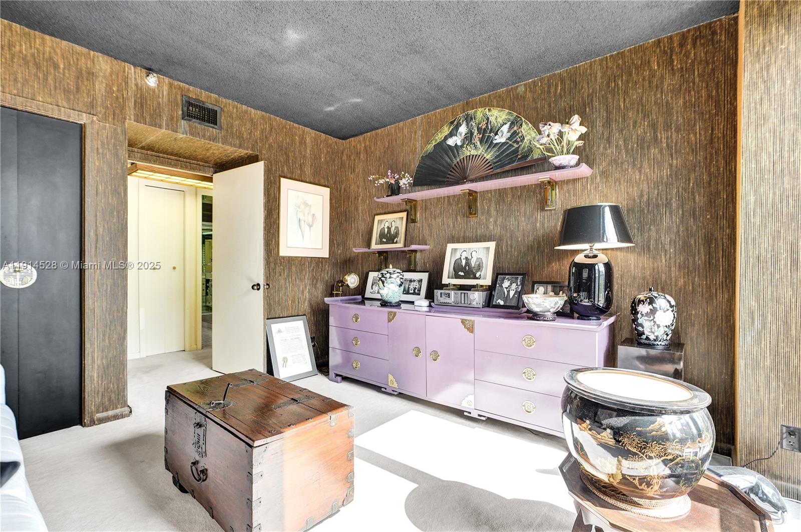 TURNBERRY ISLE SOUTH - Residential