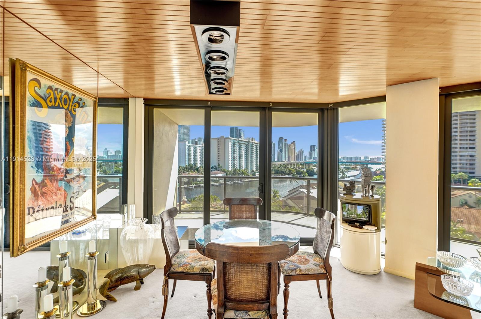 TURNBERRY ISLE SOUTH - Residential