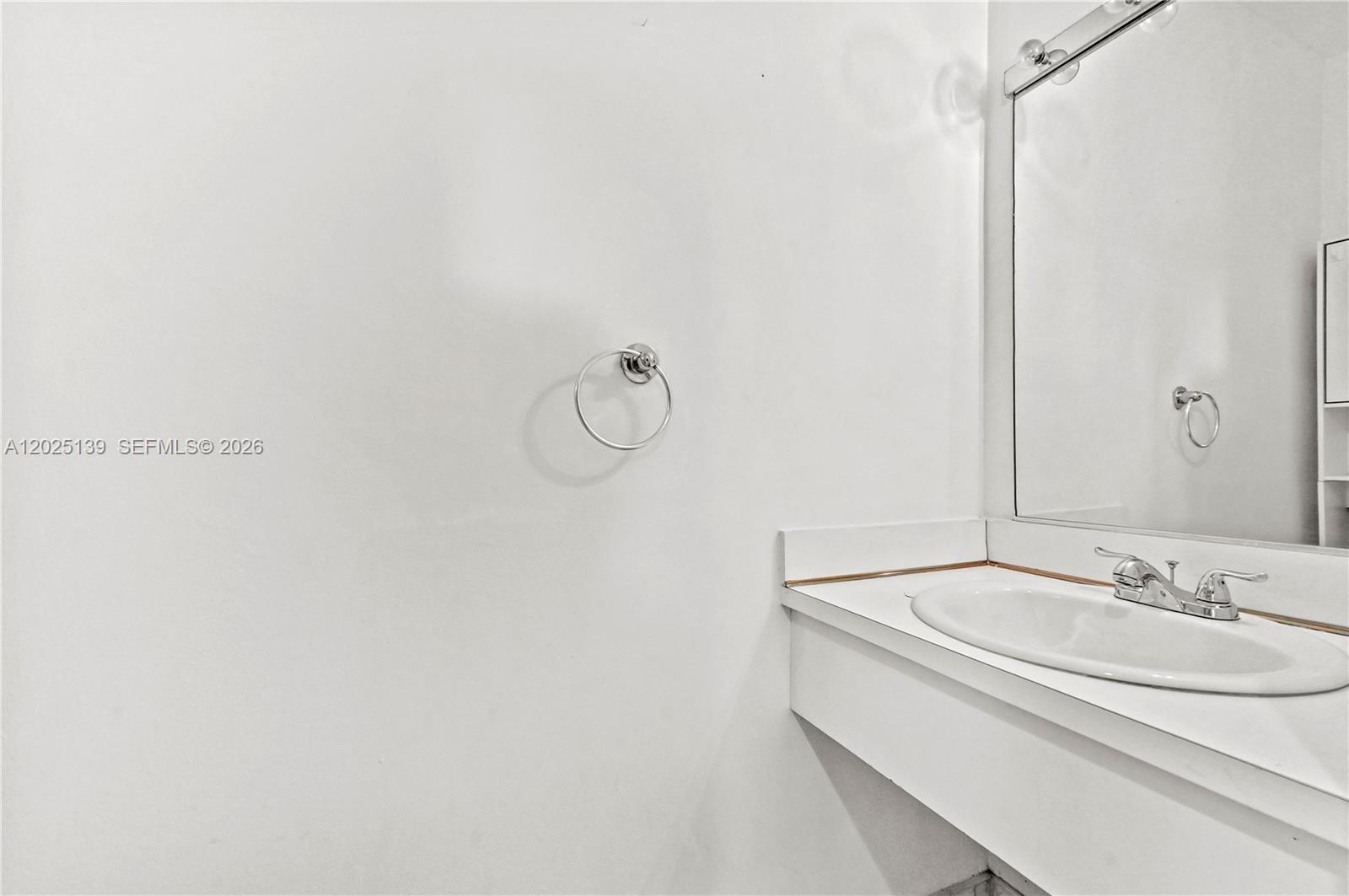 VILLAS OF WESTLAND CONDO - Residential