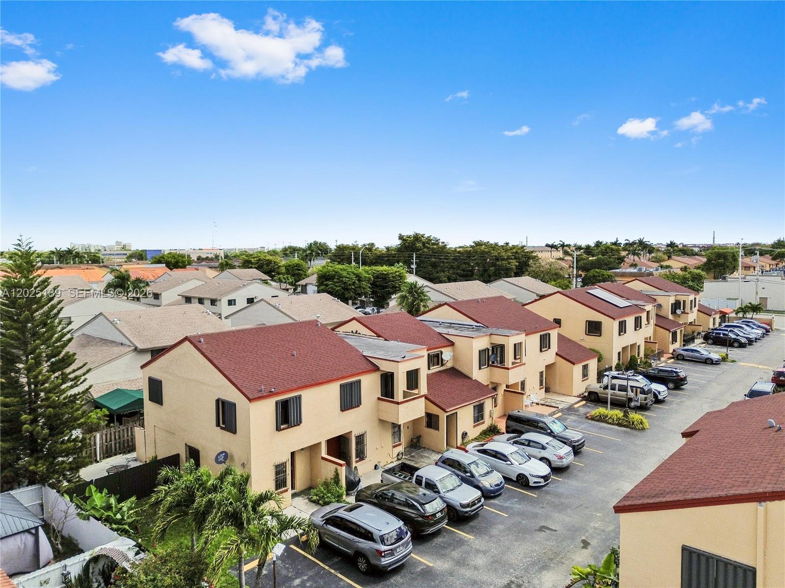 VILLAS OF WESTLAND CONDO - Residential
