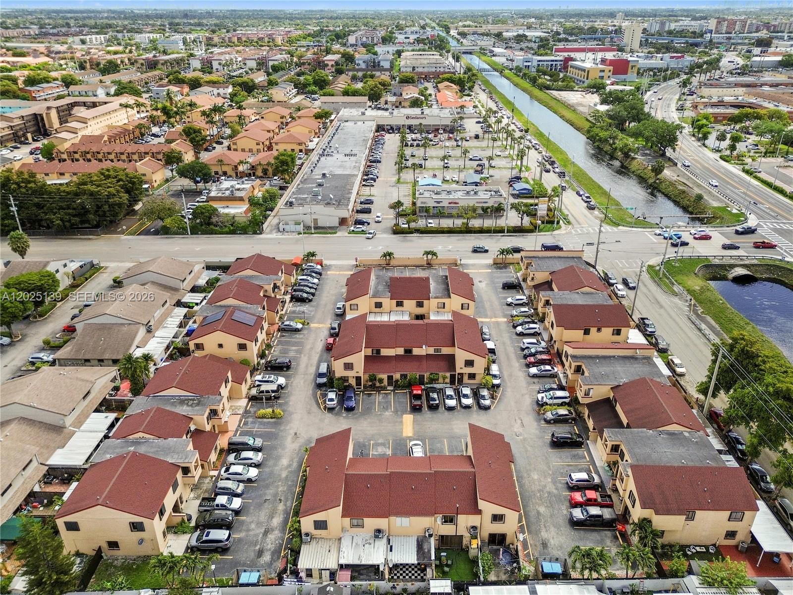 VILLAS OF WESTLAND CONDO - Residential
