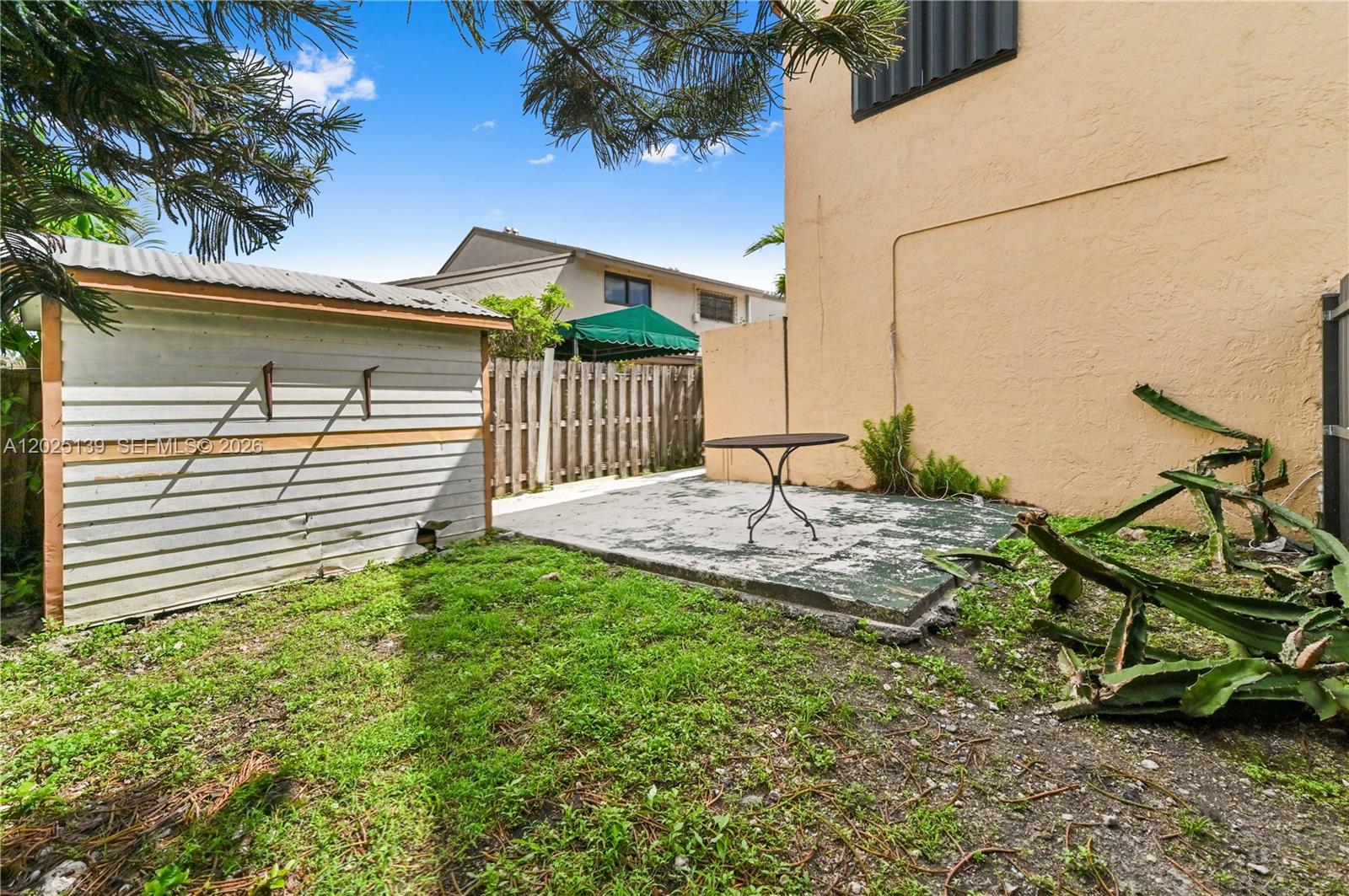VILLAS OF WESTLAND CONDO - Residential