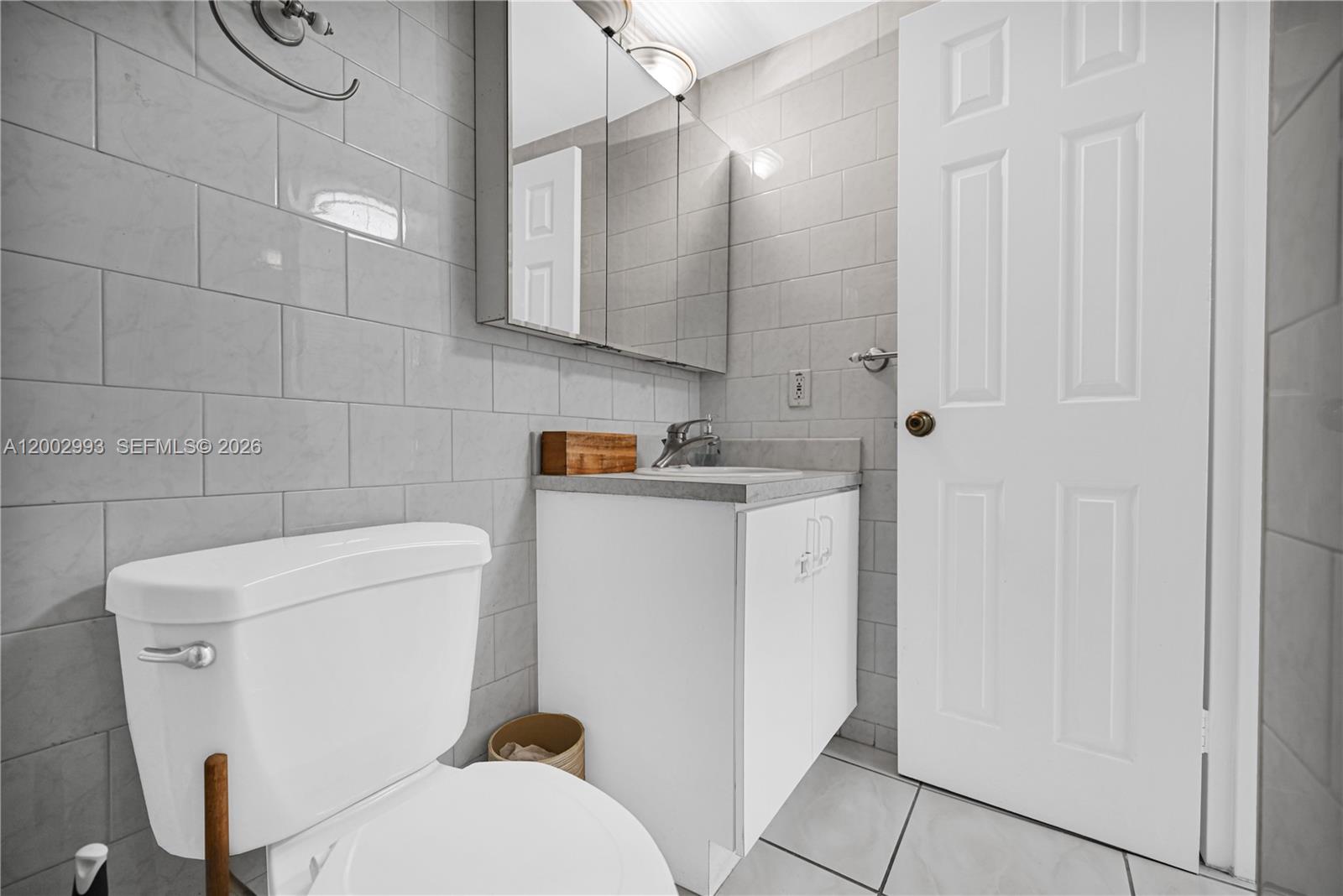 CLEARVIEW TOWERS CONDO - Residential