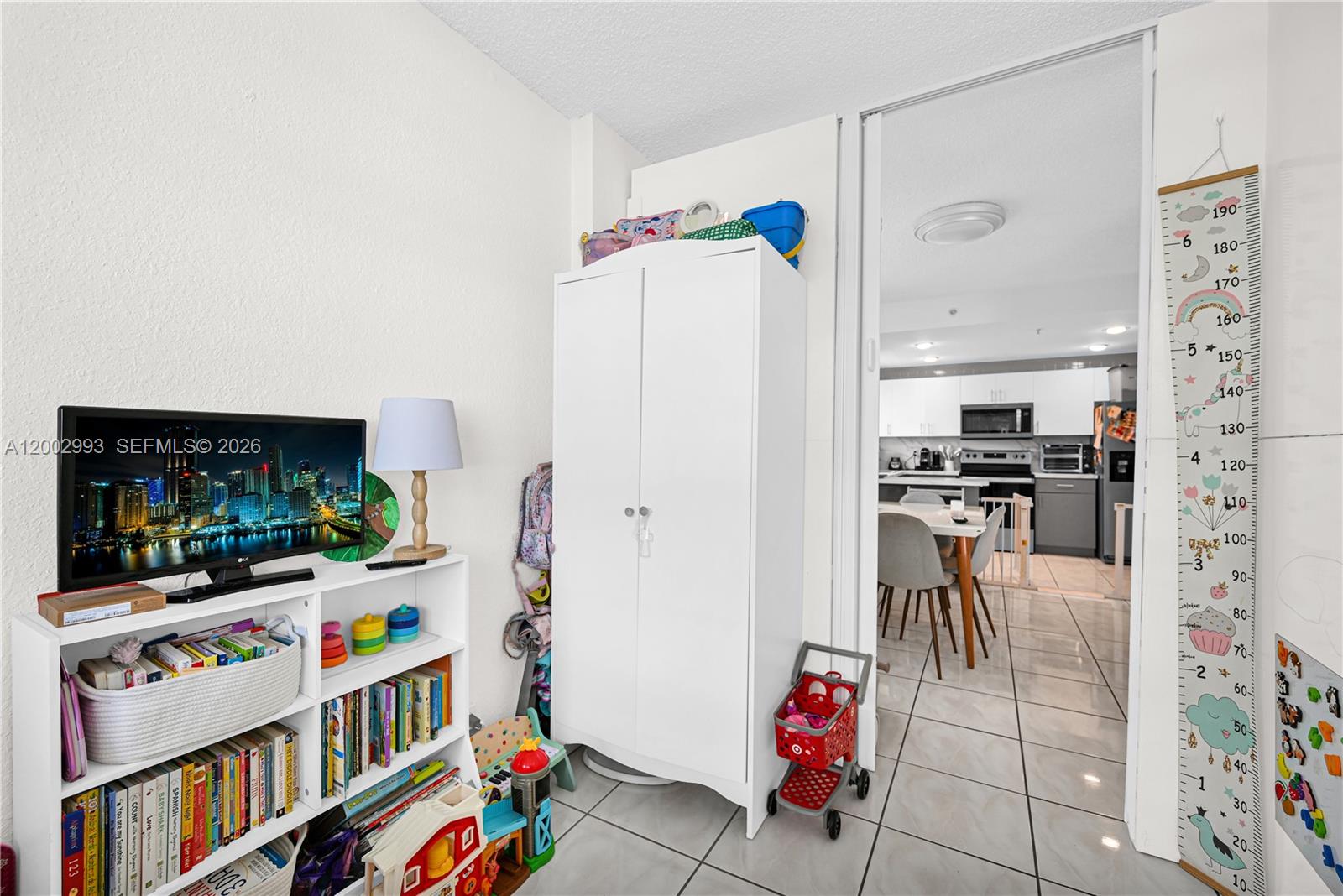 CLEARVIEW TOWERS CONDO - Residential