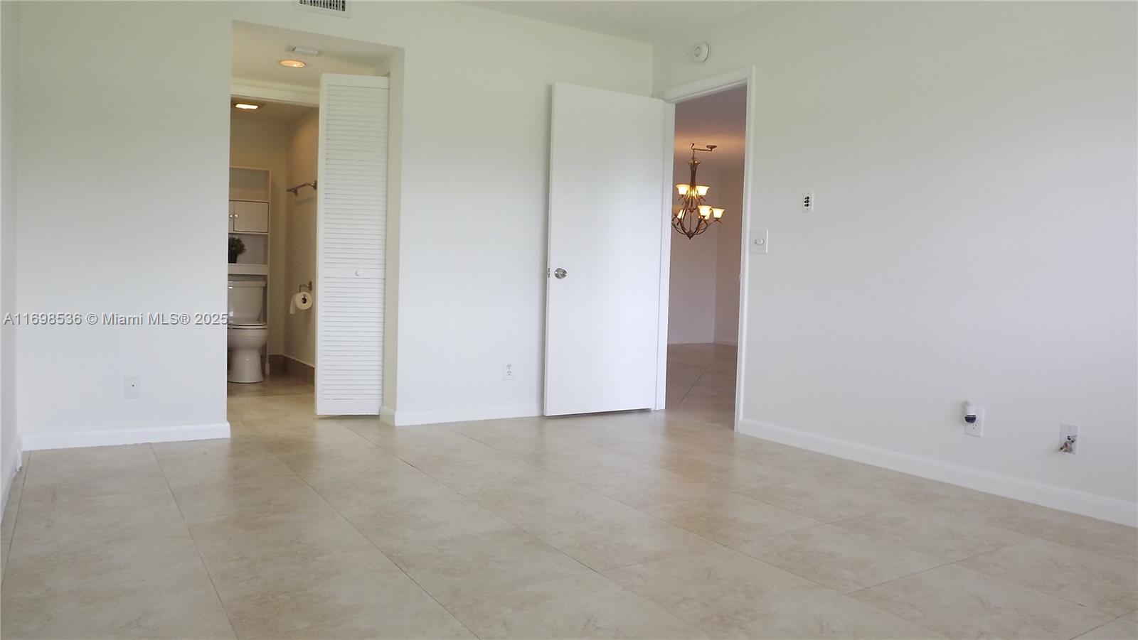 CAMBRIDGE AT CENTURY - Residential