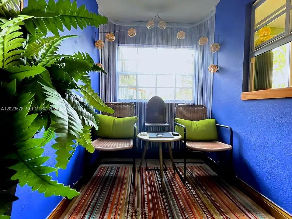 HOLLYWOOD PARK - Residential