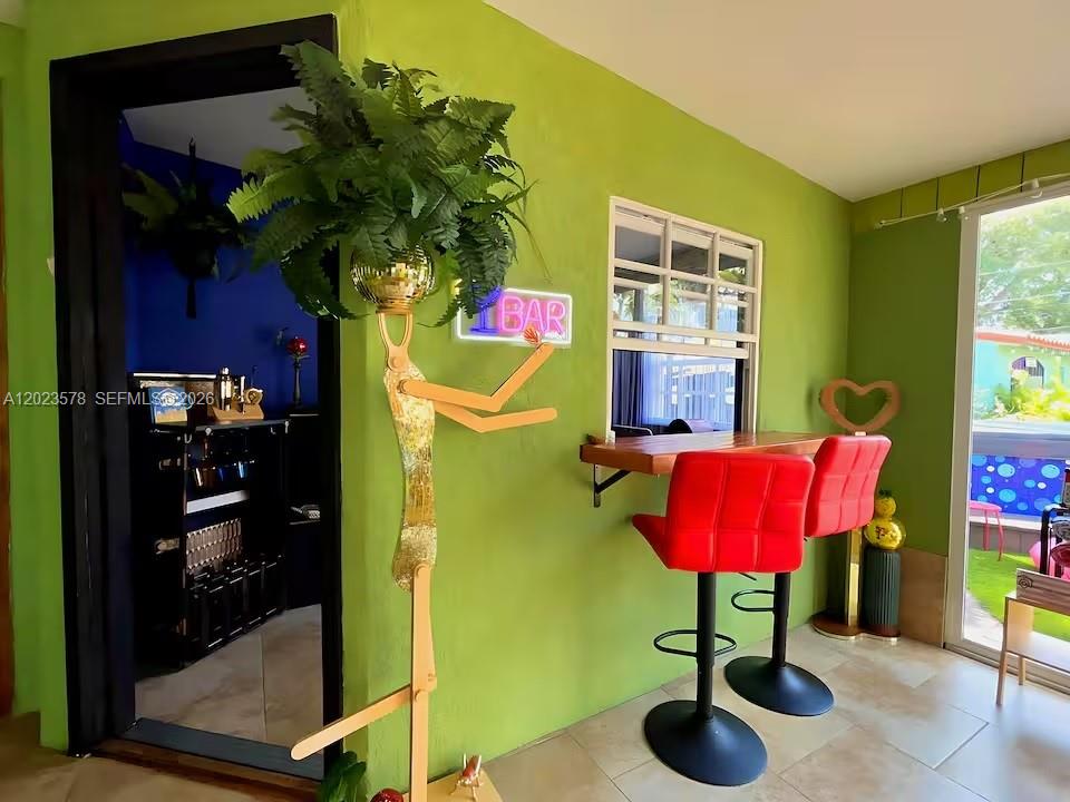 HOLLYWOOD PARK - Residential