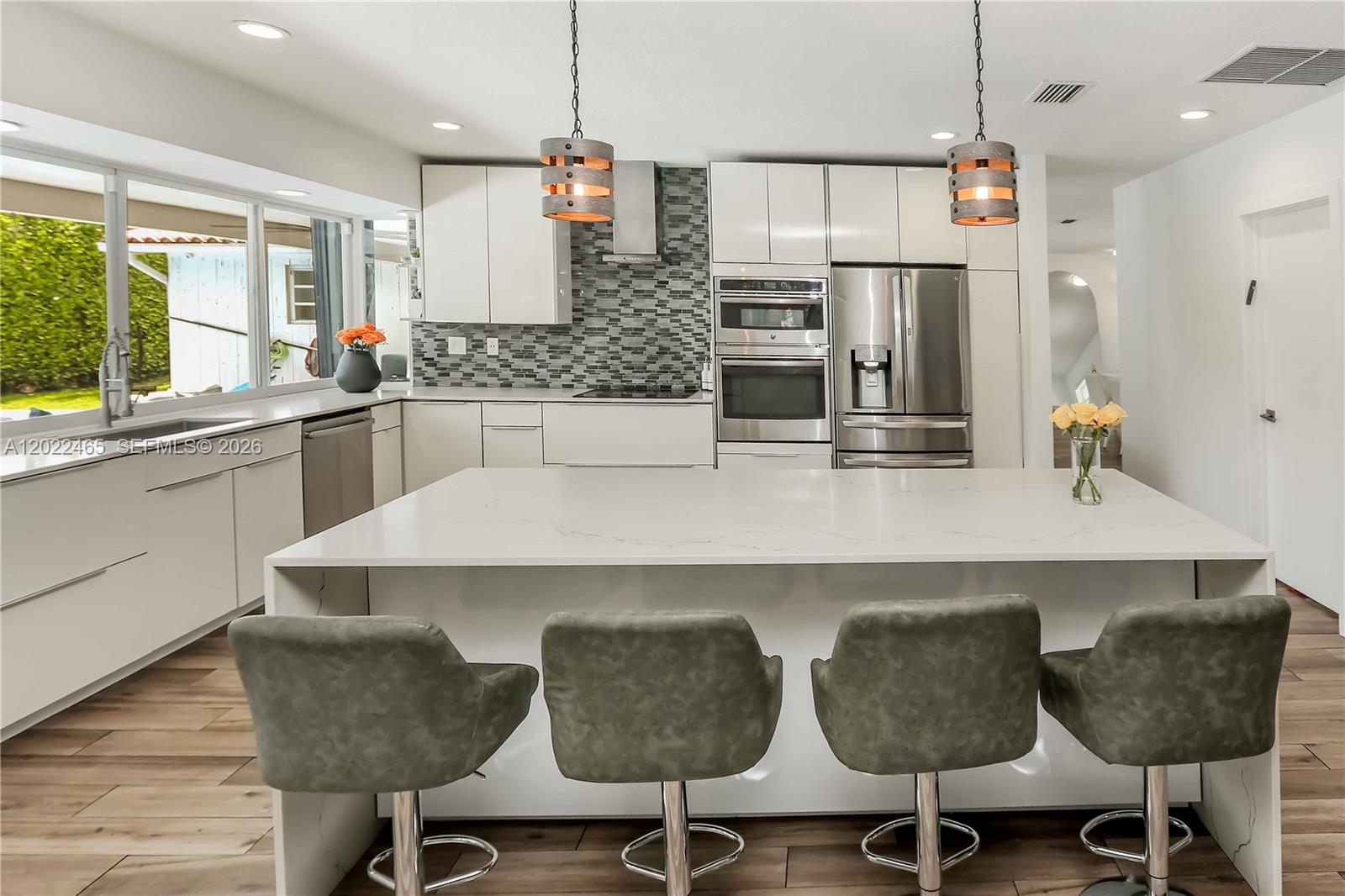 EMERALD HILLS - Residential