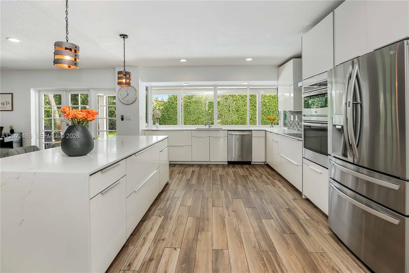 EMERALD HILLS - Residential
