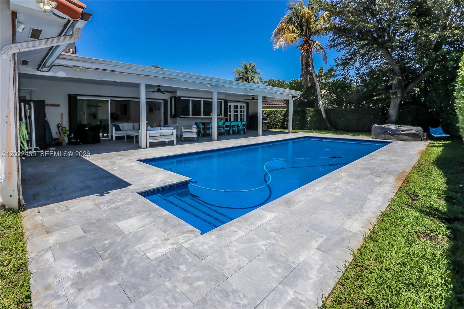 EMERALD HILLS - Residential