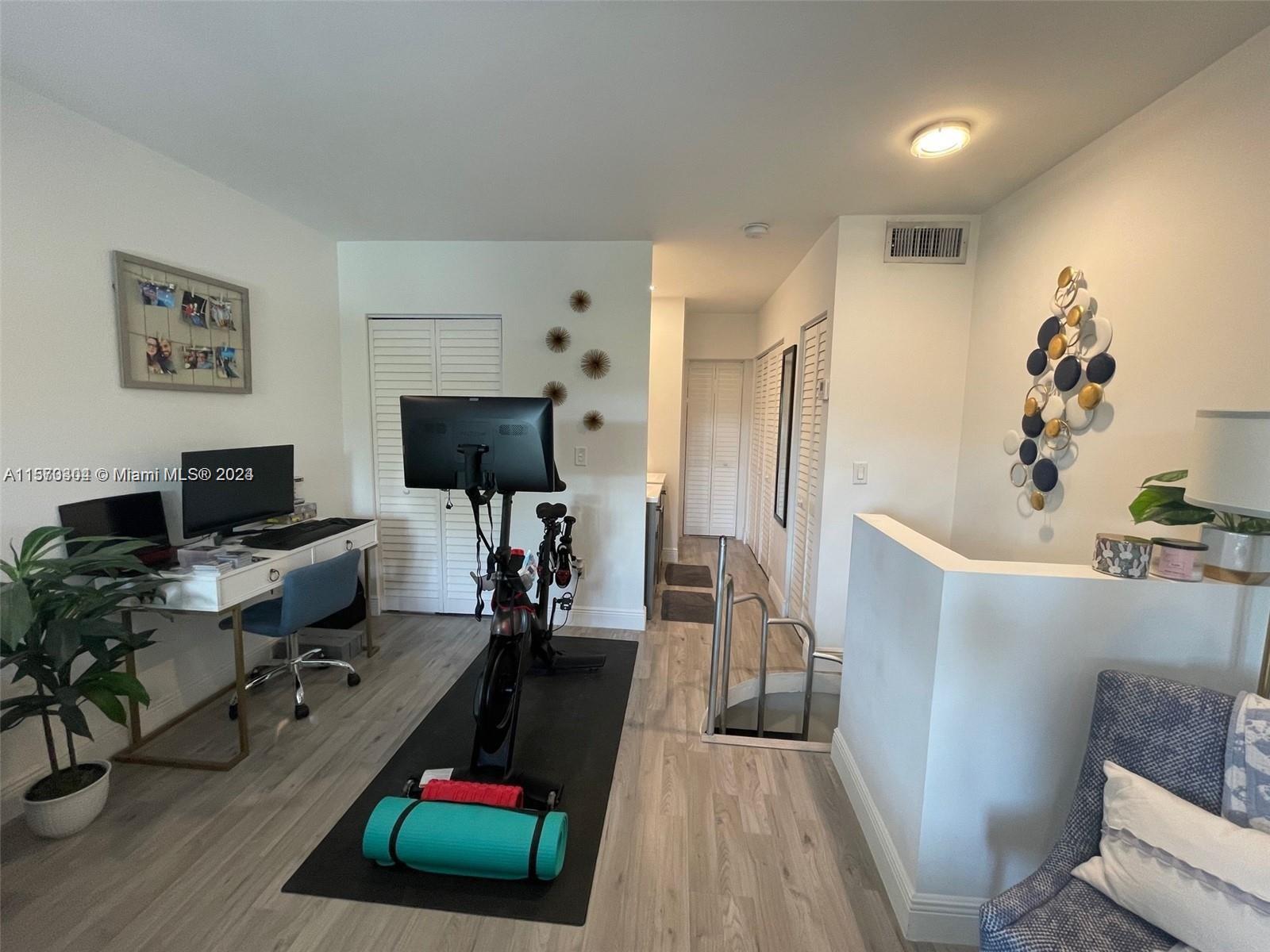 RIVERVIEW VILLAGE CONDO - Residential Lease