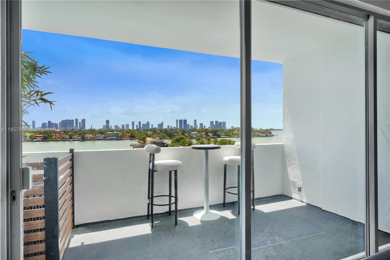 BELLE ISLE - Residential