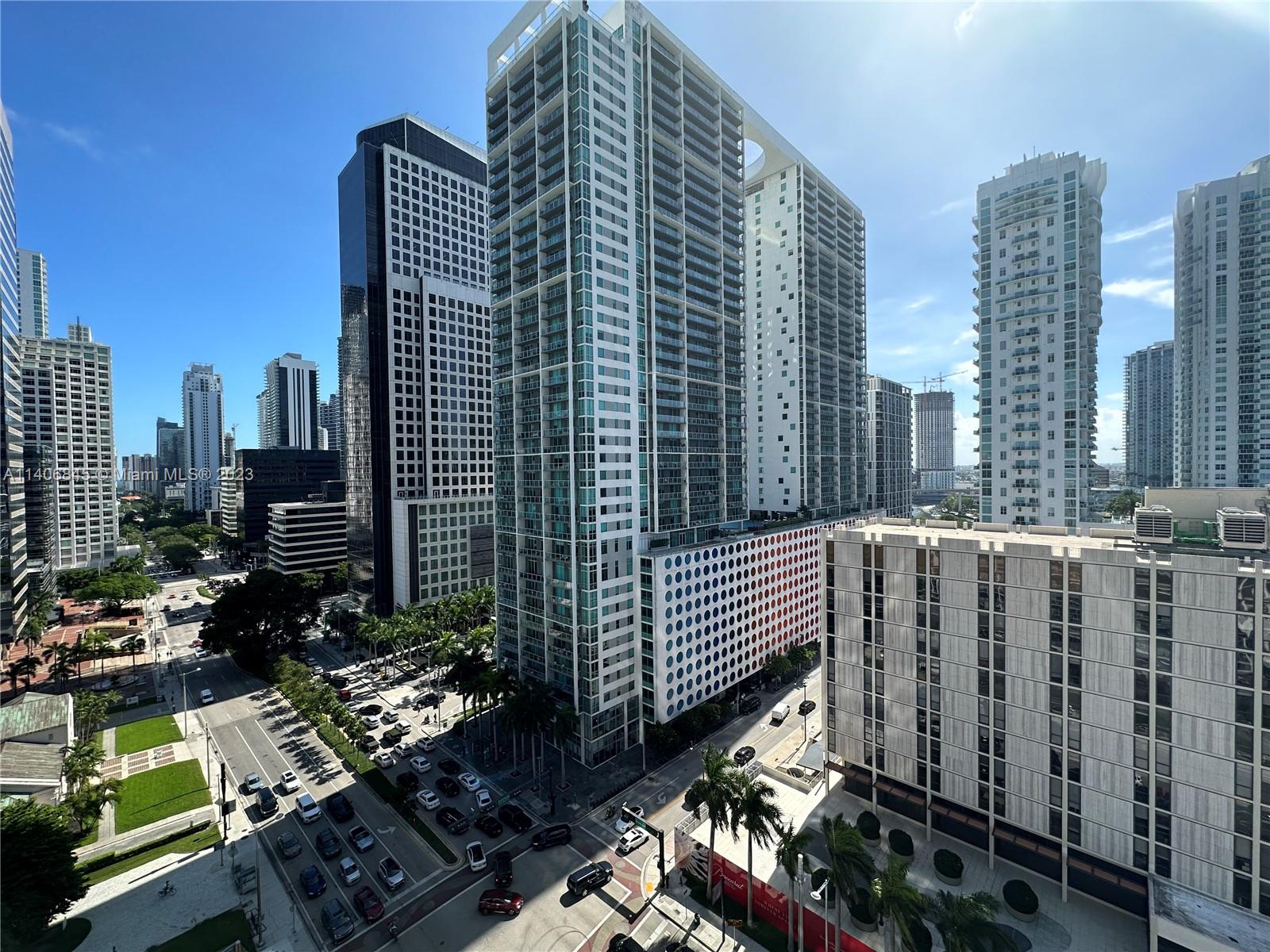 Photo 1 of 485 Brickell Ave 1605, Miami, Florida, $515,000, Web #: 11406845