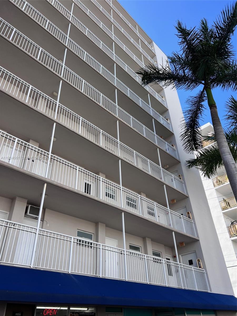 LINCOLN TOWERS CONDO - Residential