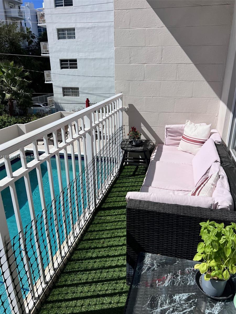 LINCOLN TOWERS CONDO - Residential