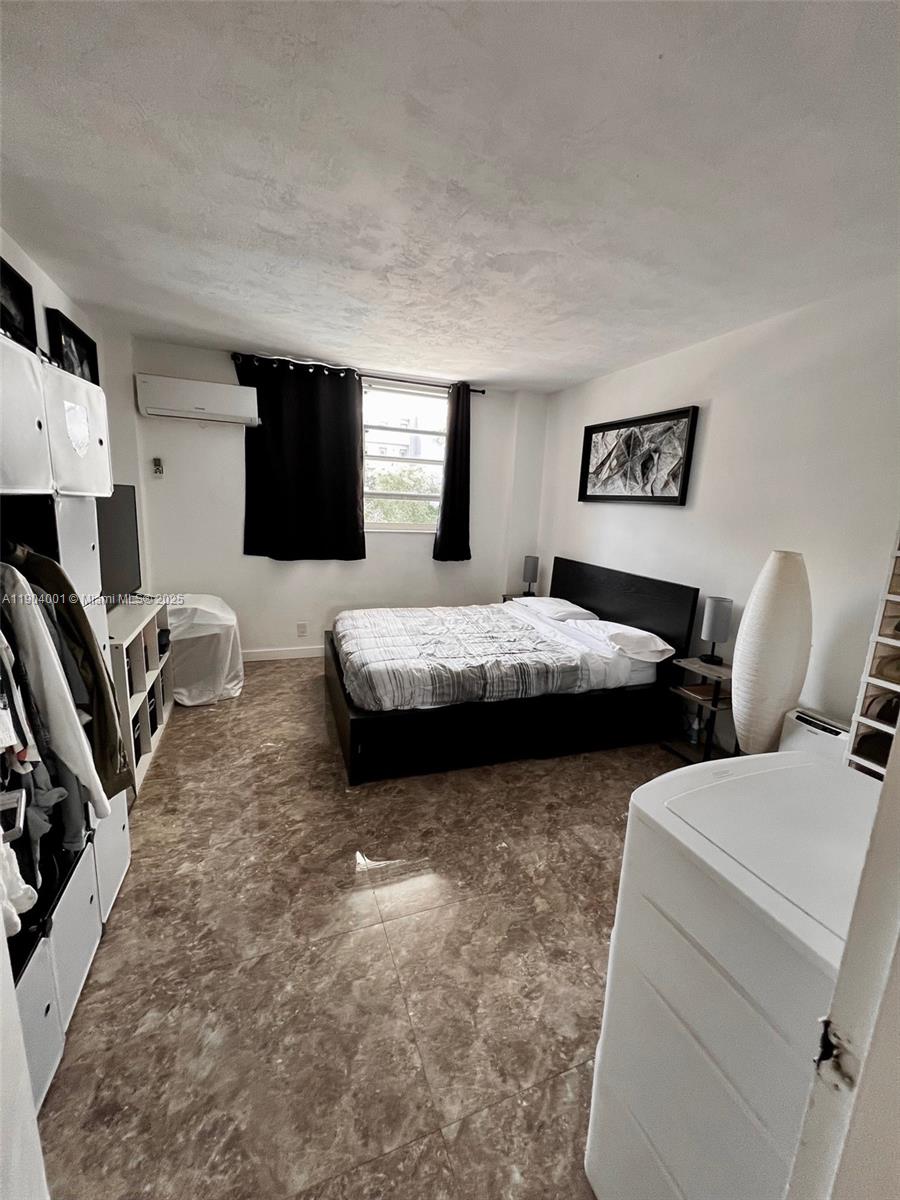 LINCOLN TOWERS CONDO - Residential