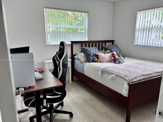 UNIVERSITY PARK COUNTRY C - Residential