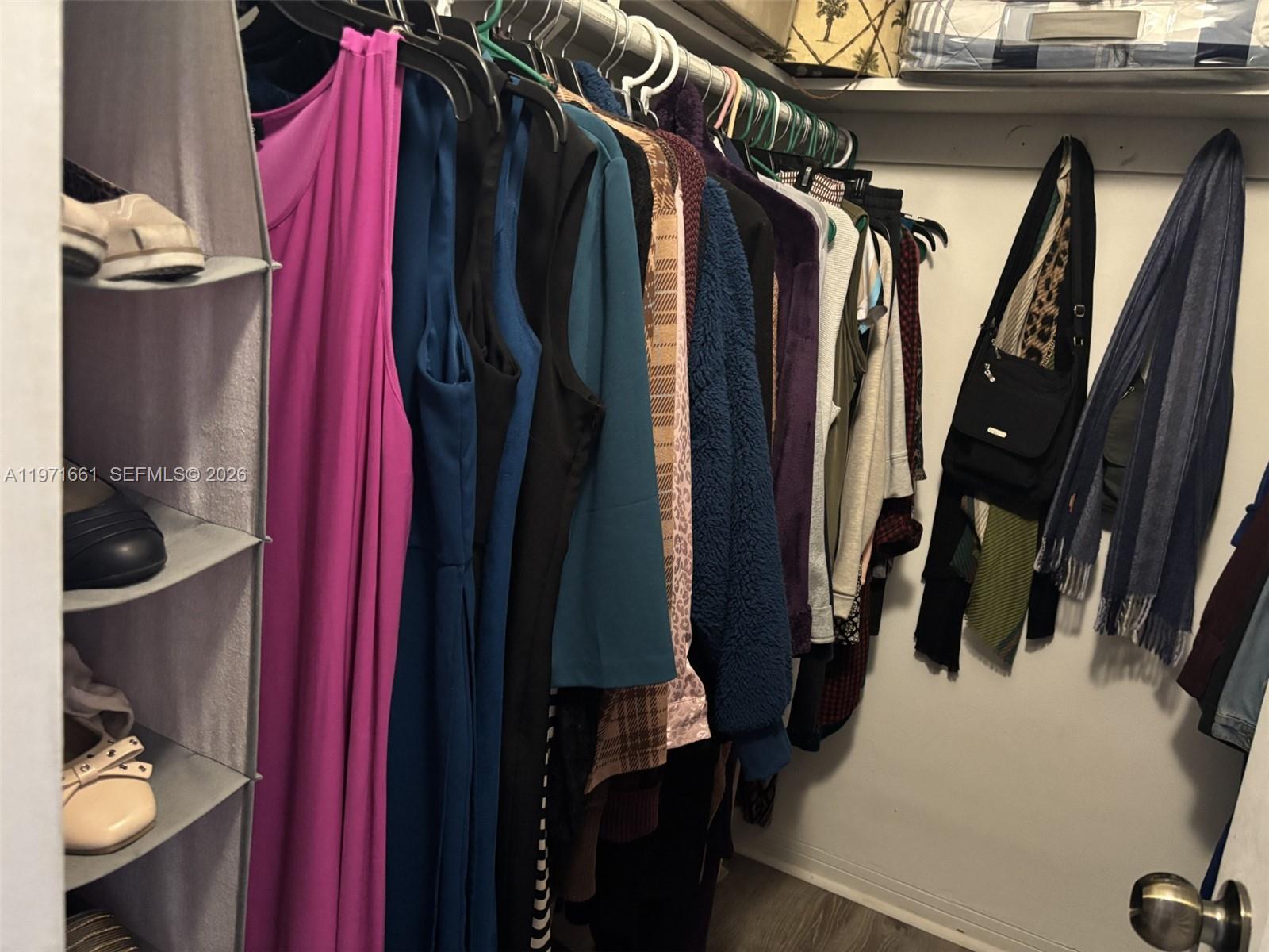 POINT EAST SEC III CONDO - Residential