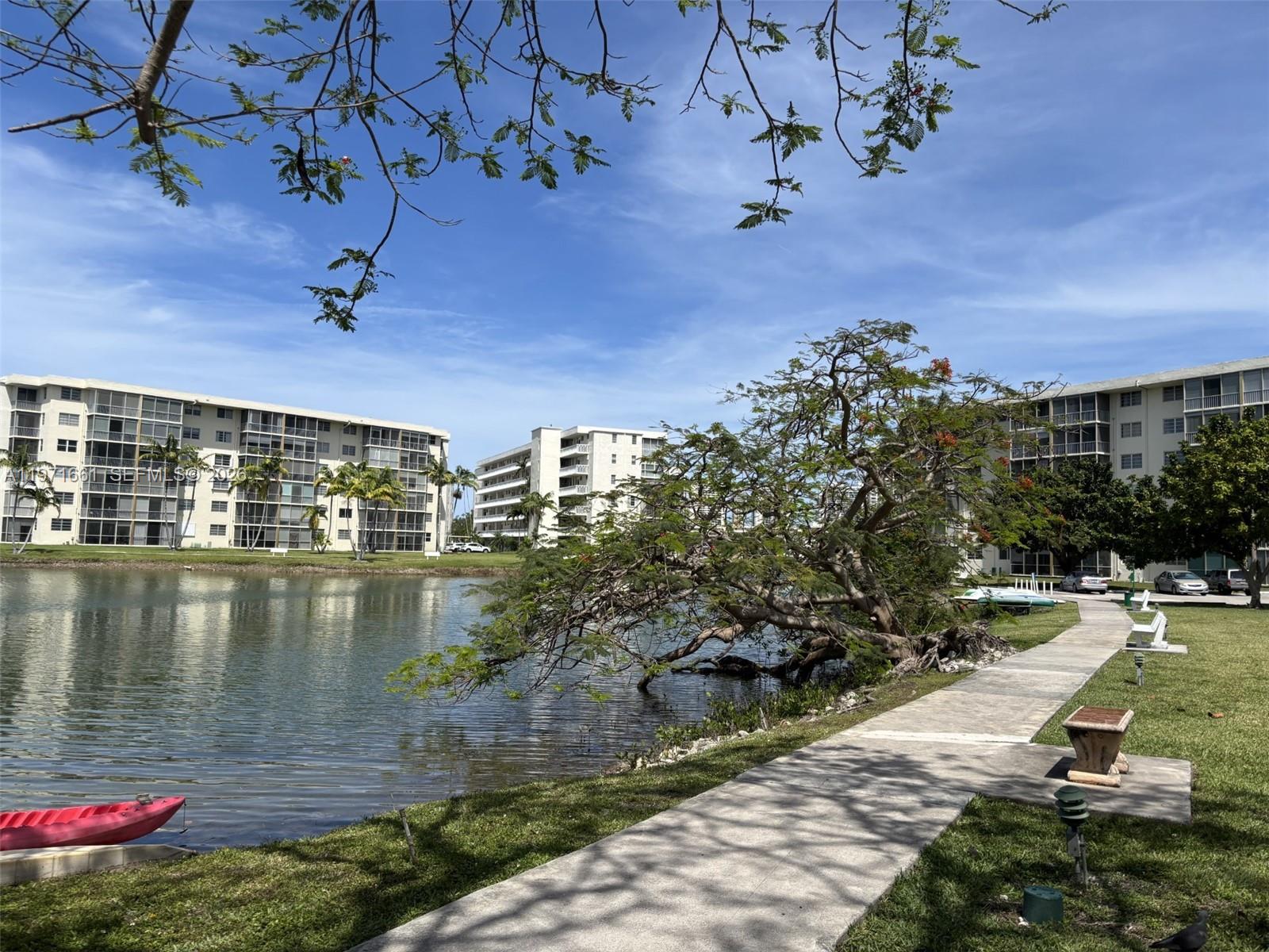 POINT EAST SEC III CONDO - Residential