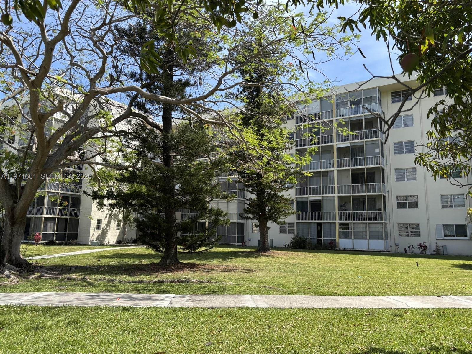 POINT EAST SEC III CONDO - Residential