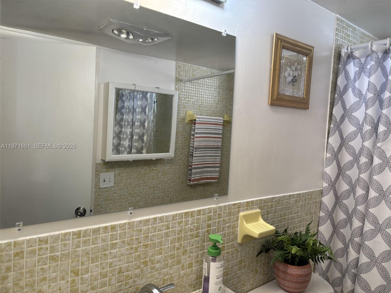 POINT EAST SEC III CONDO - Residential
