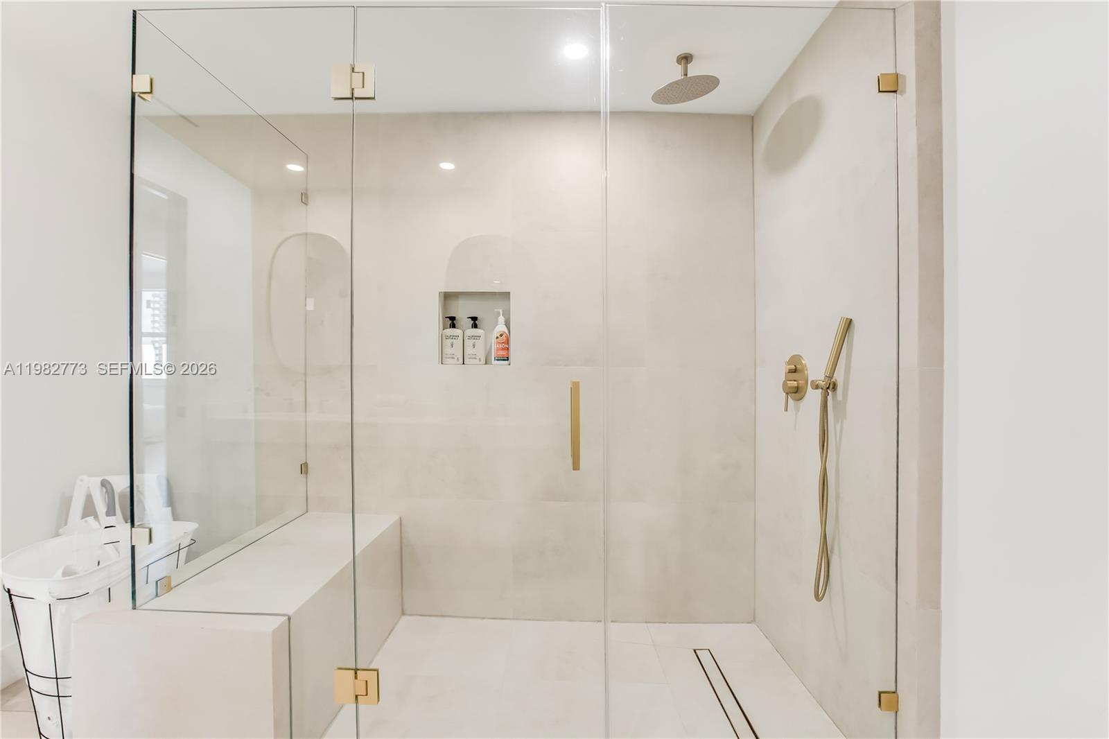 PRINCE GEORGE ARMS CONDO - Residential