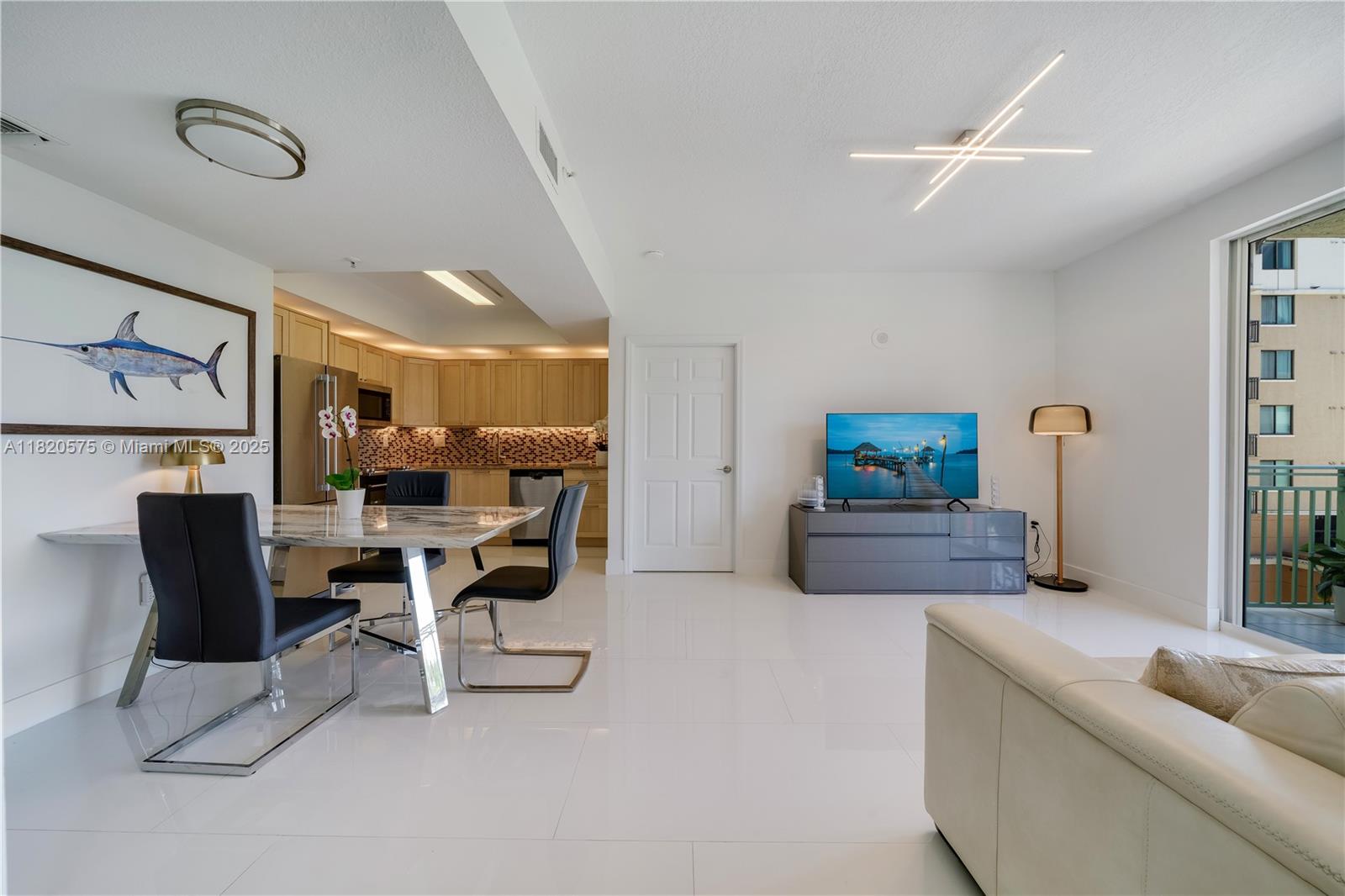 3500 Coral Way 604