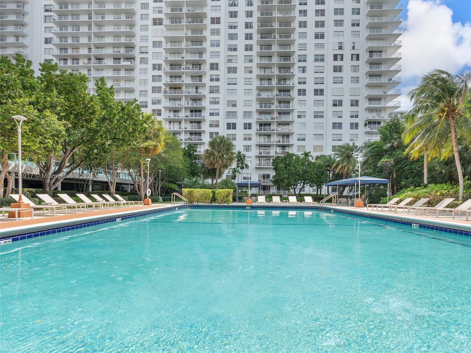 ADMIRALS PORT CONDO WEST - Residential