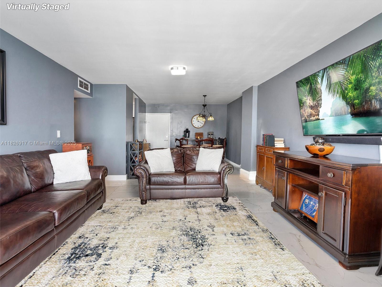 ADMIRALS PORT CONDO WEST - Residential