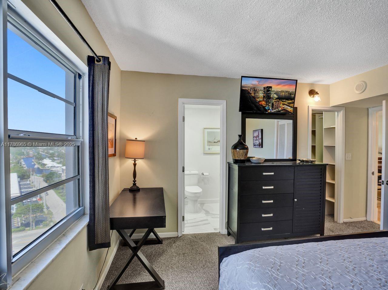 LEISURE TOWERS CONDO - Residential Lease
