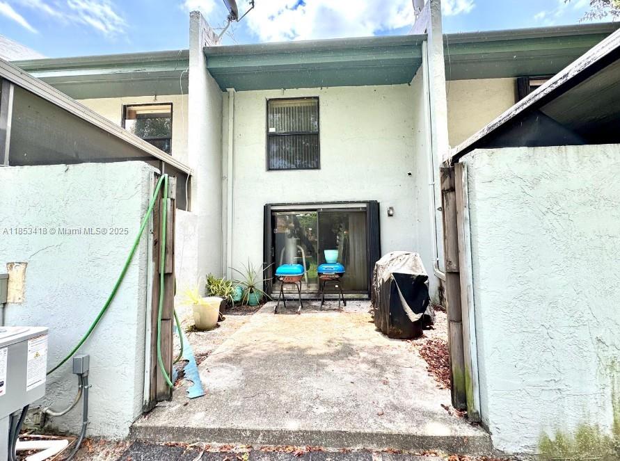 WESTVIEW CONDOMINIUM NO N - Residential