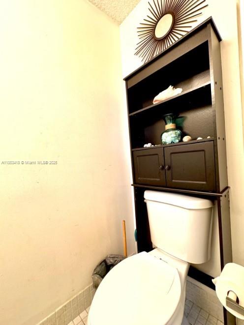 WESTVIEW CONDOMINIUM NO N - Residential