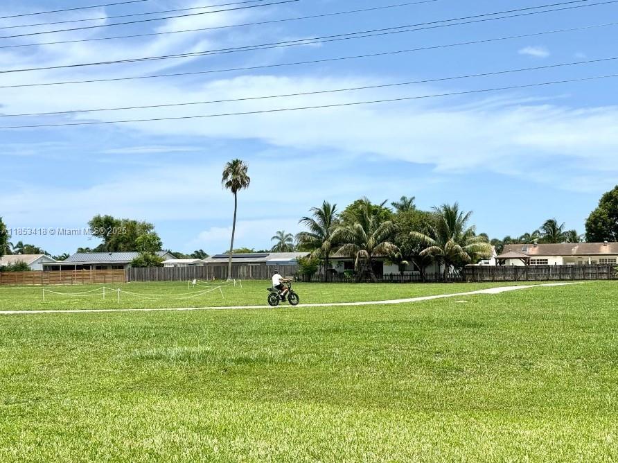 WESTVIEW CONDOMINIUM NO N - Residential