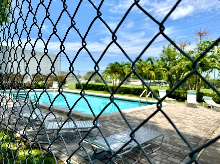 WESTVIEW CONDOMINIUM NO N - Residential