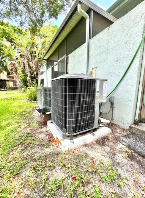 WESTVIEW CONDOMINIUM NO N - Residential