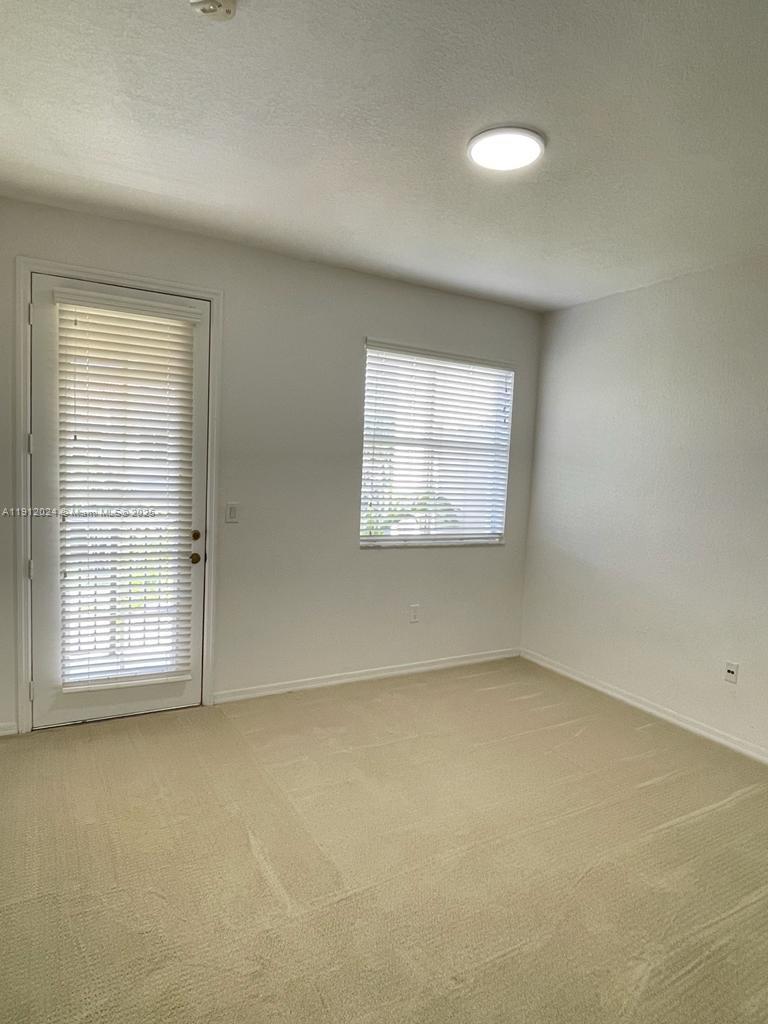 SORRENTO TOWNHOMES - Residential Lease