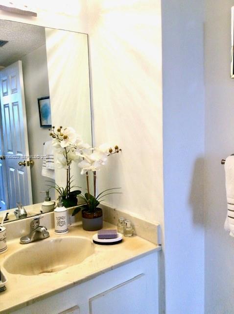 FLAMENCO CONDO TOWER I - Residential