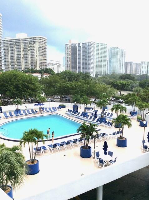 FLAMENCO CONDO TOWER I - Residential