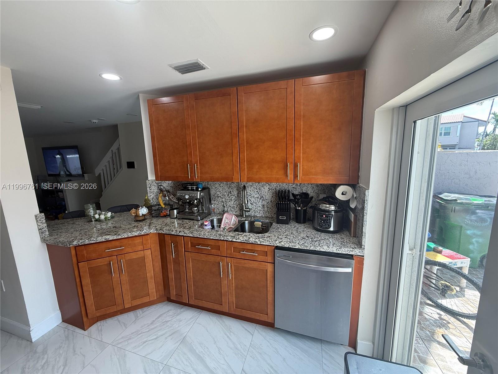 SUNSET HARBOUR SEC IV - Residential