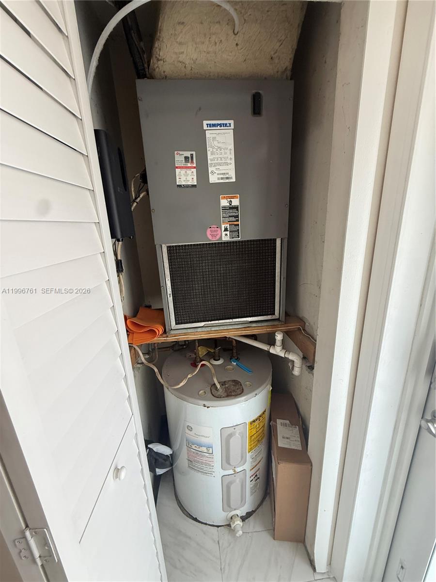 SUNSET HARBOUR SEC IV - Residential