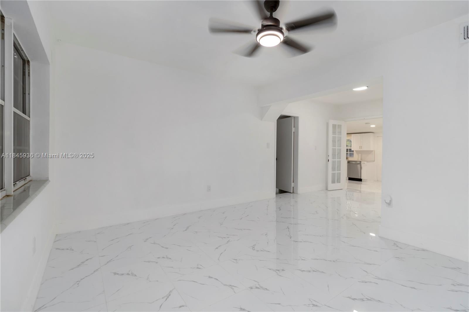 WELWYN MANOR - Residential