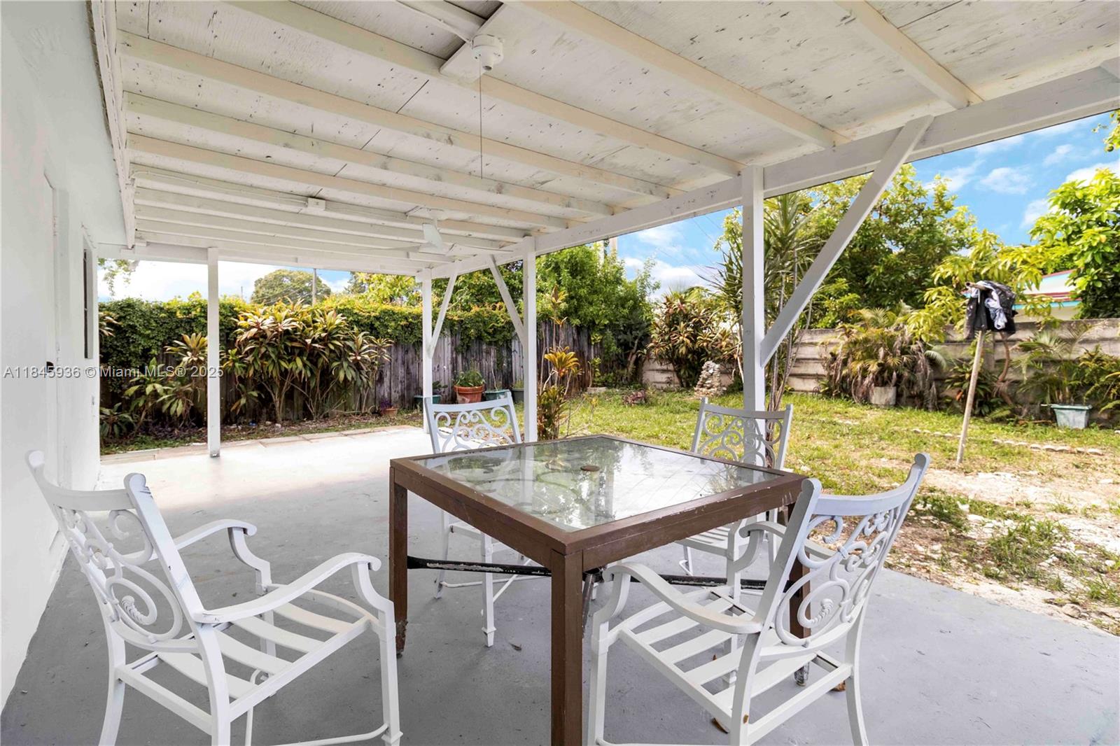 WELWYN MANOR - Residential