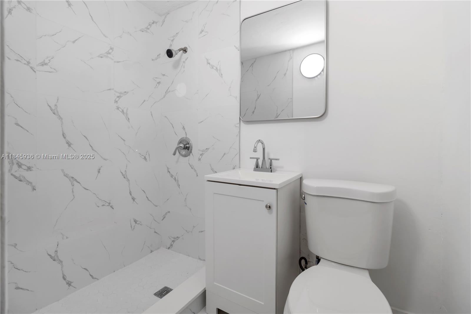 WELWYN MANOR - Residential