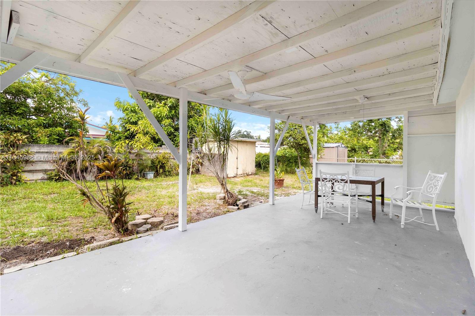 WELWYN MANOR - Residential