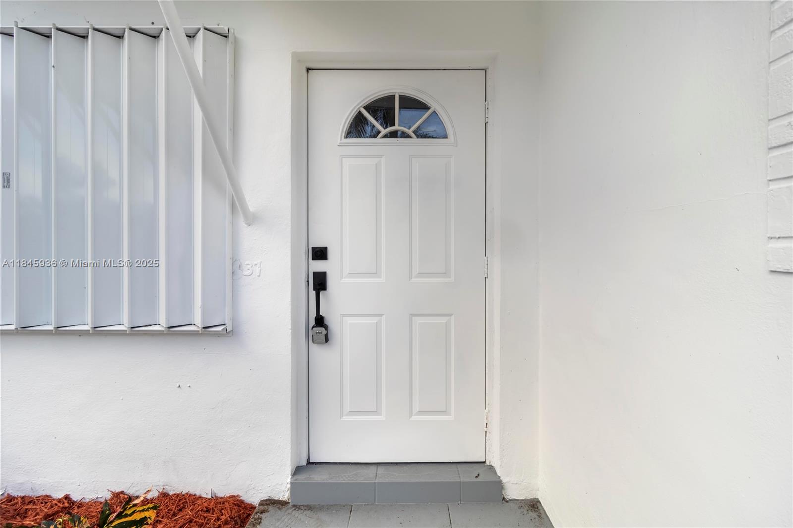 WELWYN MANOR - Residential