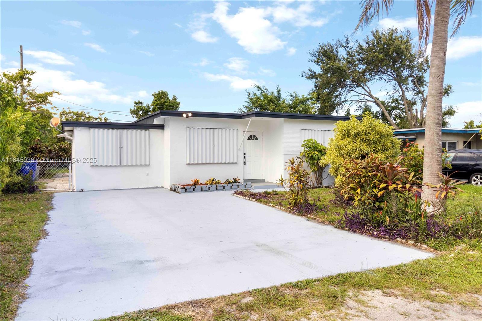 6237 SW 22nd St, Miramar, FL, 33023/$499,900 3 6237 SW 22nd St