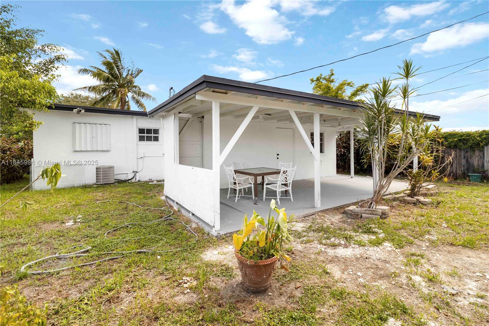 WELWYN MANOR - Residential